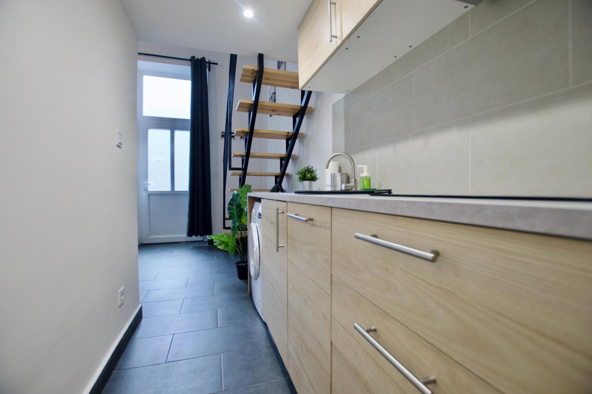 Studio Apartments By Hi5- Cozy Studio بودابست المظهر الخارجي الصورة